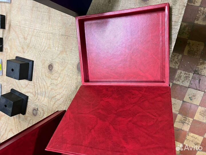 Коробка подарочная