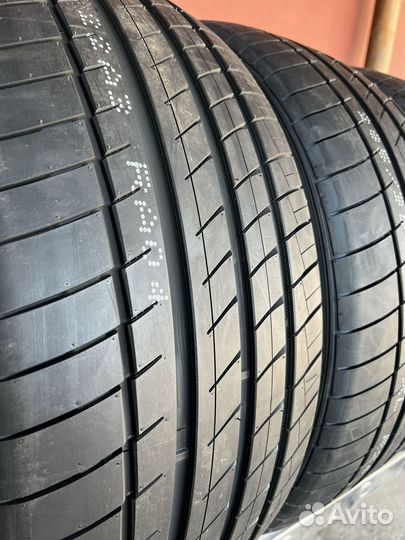 Kapsen RS26 Practical Max HP 285/40 R22 и 325/35 R22 167V