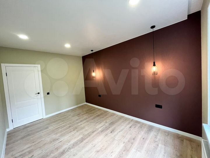 2-к. квартира, 64 м², 1/9 эт.