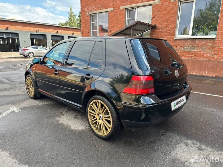 Volkswagen Golf 1.6 МТ, 2001, 339 000 км