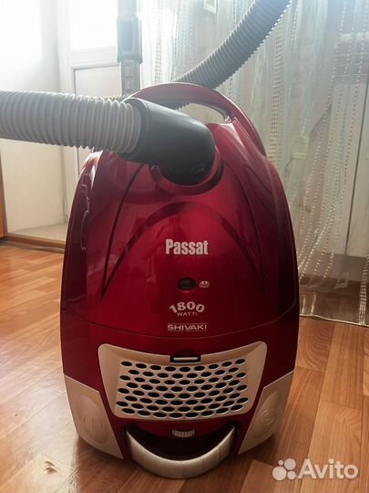 Пылесос Shivaki Passat 1800W