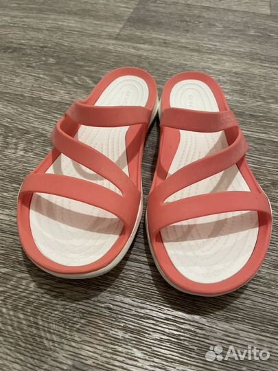 Сланцы crocs