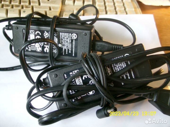 Практически новая приставка Билайн, пульт,новые бл