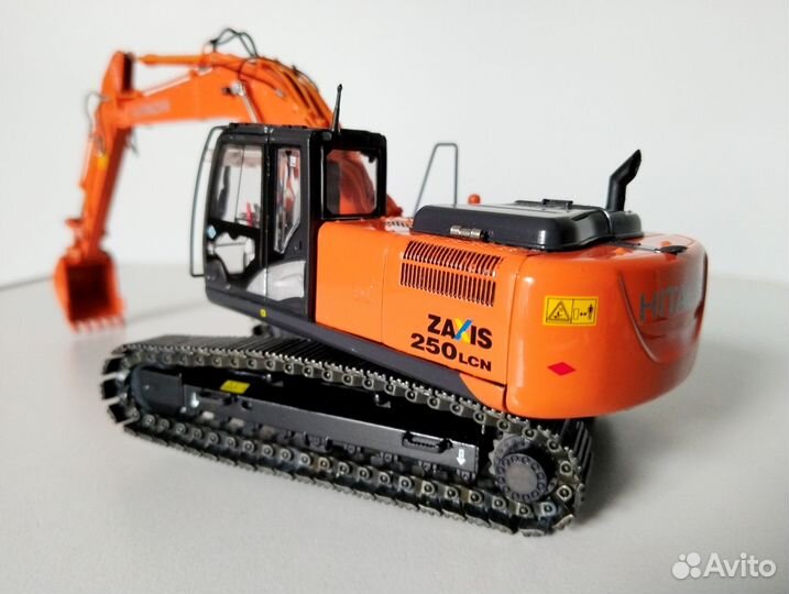 1/50 экскаватор Hitachi гусеницы 1:50 редкий