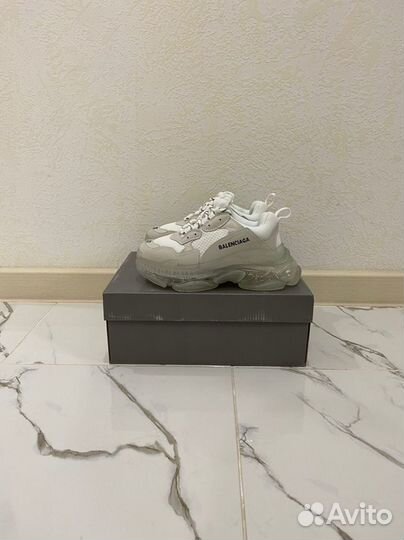 Кроссовки Balenciaga Triple S