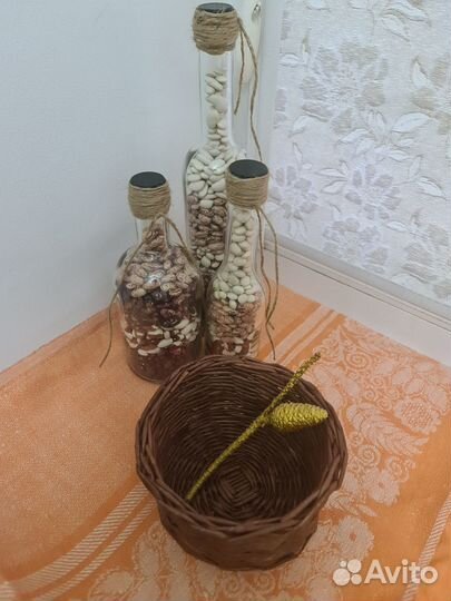 Корзина плетеная из бумажной лозы