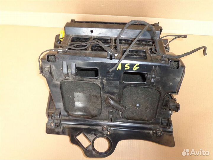 Бардачок VW Passat B6