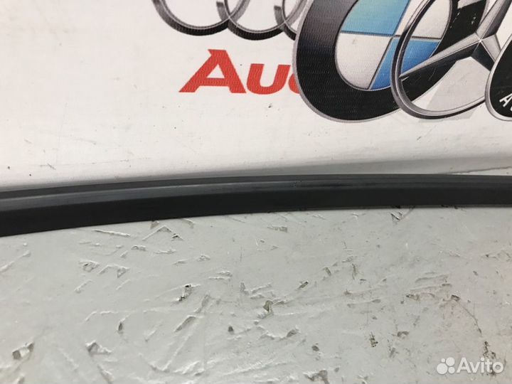 Молдинг крыши левый Audi Q3/RS Q3