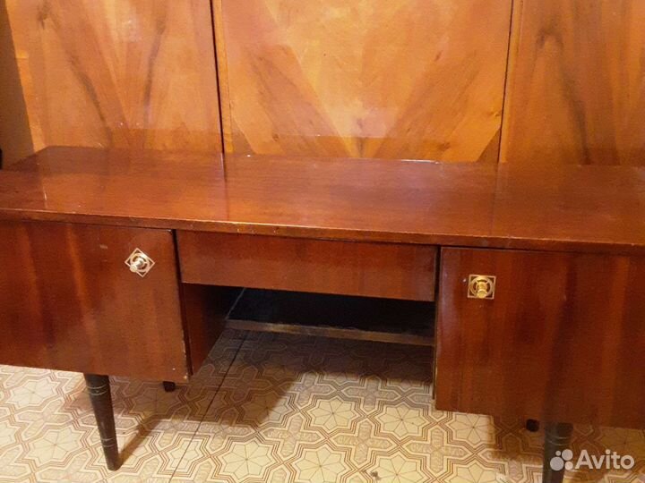 Тумба трильяжная