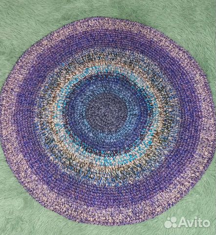 Коврик вязаный