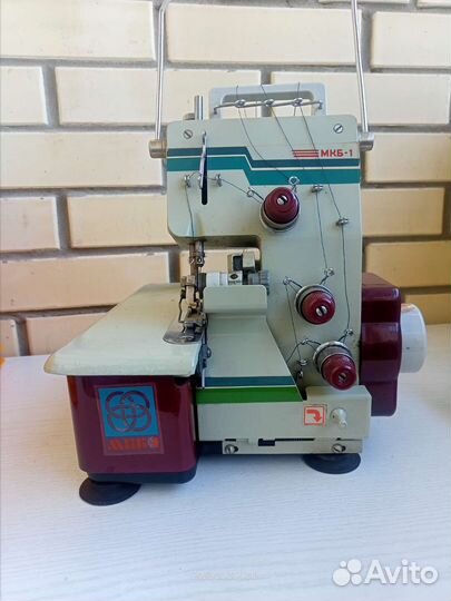 Оверлок для швейной машины