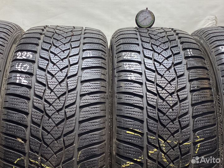 Goodyear UltraGrip Performance 2 225/40 R18
