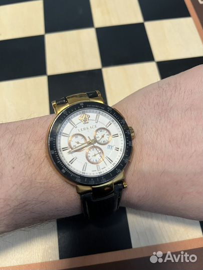 Часы versace