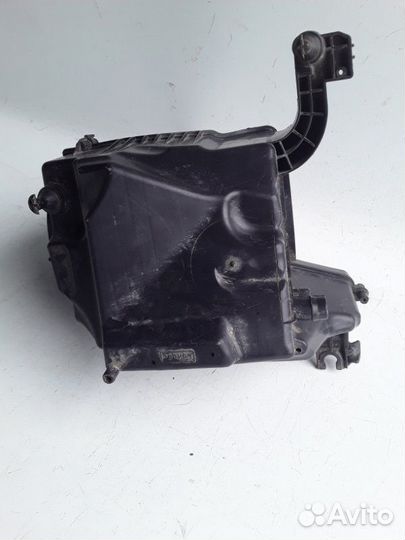 Корпус воздушного фильтра Ford Focus 3 2011