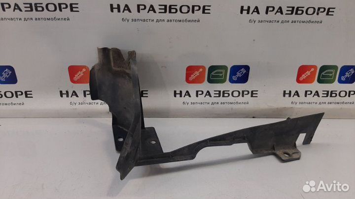 Дефлектор радиатора левый Mazda Cx-7 ER L3-VDT