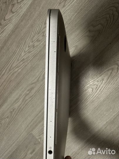 Apple MacBook Pro 13 Retina A1502