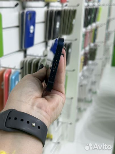 iPhone 12, 128 ГБ