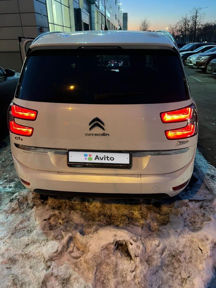 Citroen C4 Picasso: фото владельца
