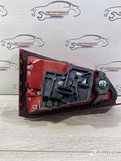 Фонарь задний правый Audi A4 B8 (в крышку)