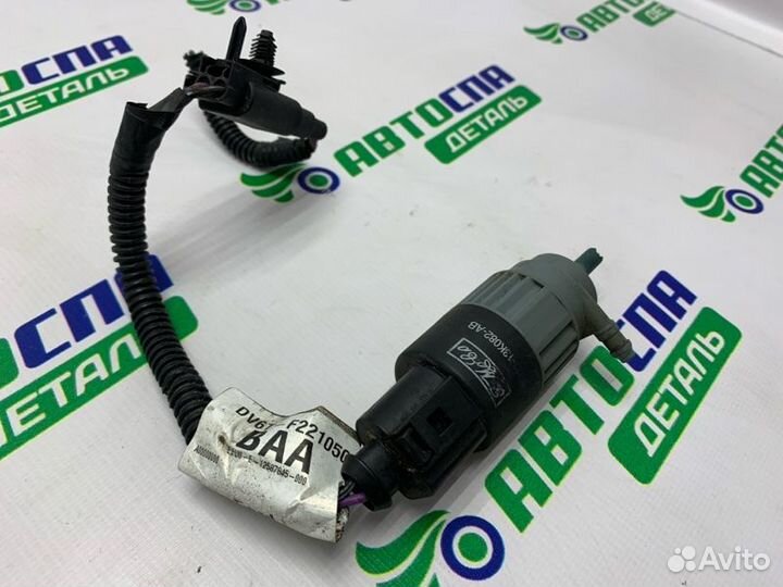 Насос омывателя Ford Focus DV6 2013