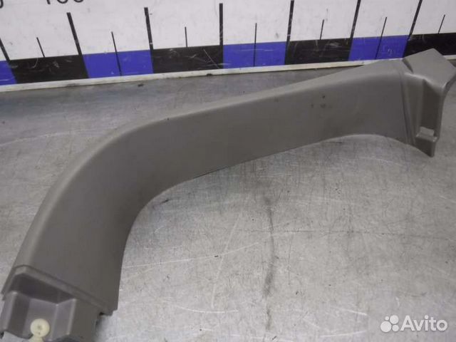 Обшивка двери задка задняя левая Mitsubishi Pajero