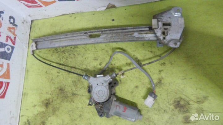 Стеклоподъемник задний правый Mitsubishi Galant