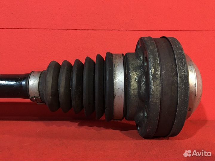 Привод передний левый Skoda Octavia A7 лифтбэк