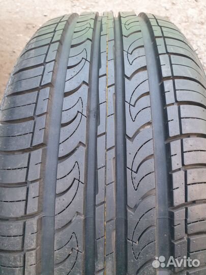 Nexen Classe Premiere 672 215/55 R17 94V