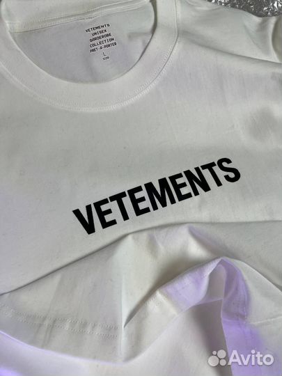 Футболка Vetements