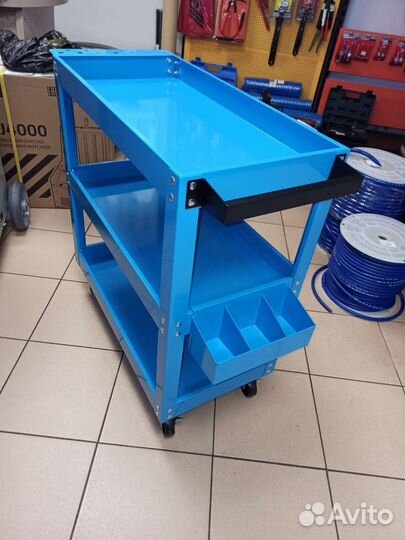 Тележка инструментальная 3-полочная