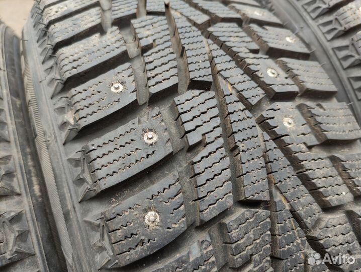 Roadstone Winguard WinSpike 205/55 R16