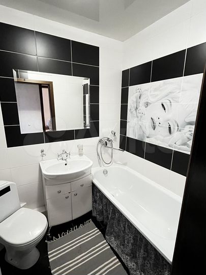 2-к. квартира, 40 м², 1/6 эт.