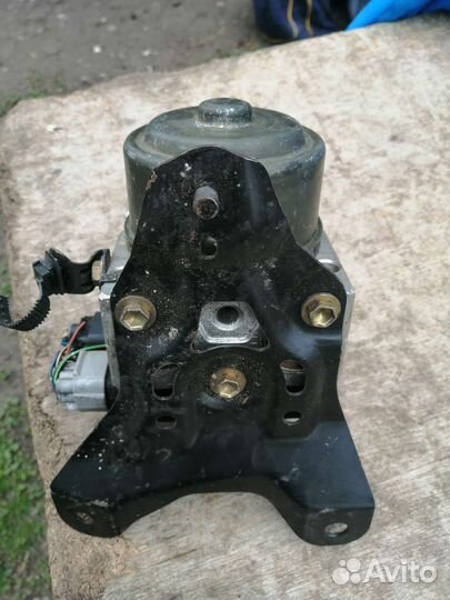 Блок ABS Toyota Corolla AE111