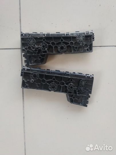 Кронштейн бампера передний Haval Jolion