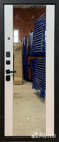 Дверь входная квартирная