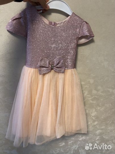 Платье доя девочки 104-110 праздничное