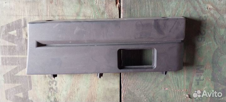 1779118 Кожух подножки левый Scania/Скания