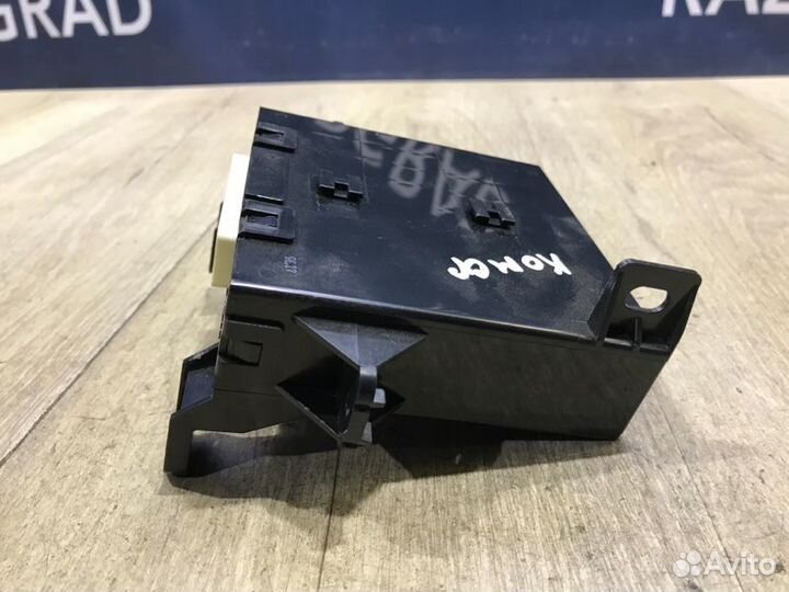 Блок комфорта Subaru Outback BR9AKK9 2.5 EJ253