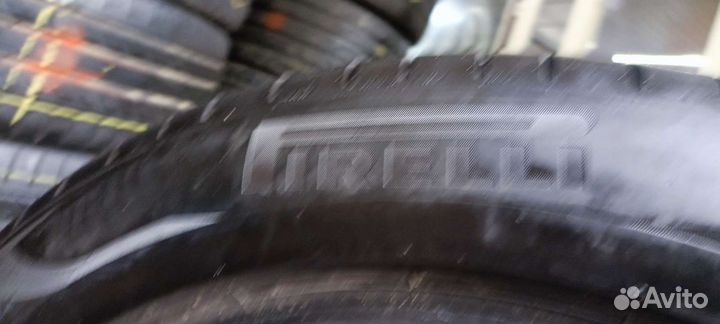 Pirelli P Zero Corsa 305/40 R20