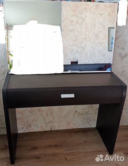 Туалетный столик Лазурит с зеркалом и доставкой