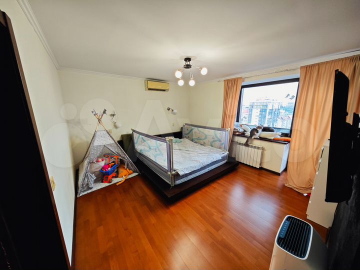 2-к. квартира, 80 м², 16/16 эт.