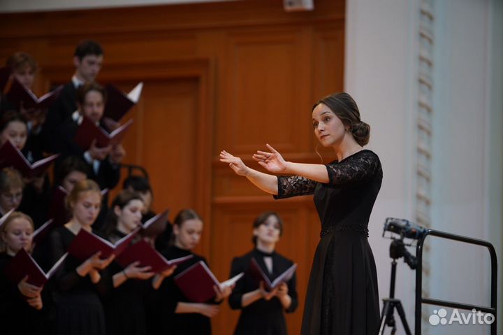 Педагог по фортепиано, вокалу и сольфеджио