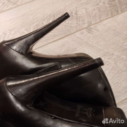 Сапоги женские