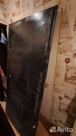 Дверь входная металлическая