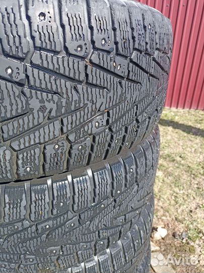 Nokian Tyres Hakkapeliitta 7 SUV 265/65 R17 116T