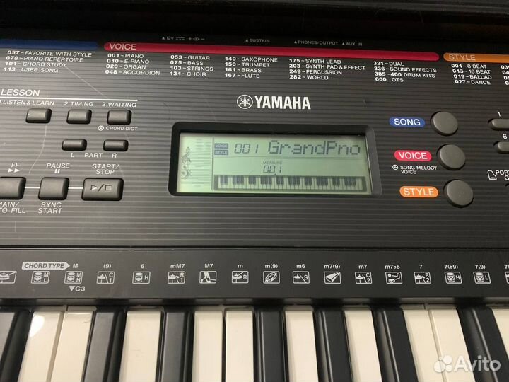 Синтезатор Yamaha PSR E263