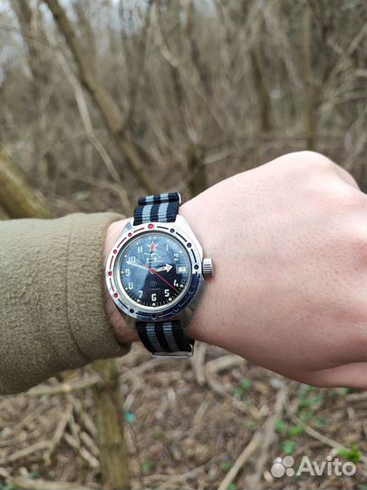 Продам часы Восток Амфибия
