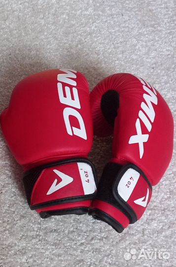 Боксёрские перчатки 4oz. 8-10лет