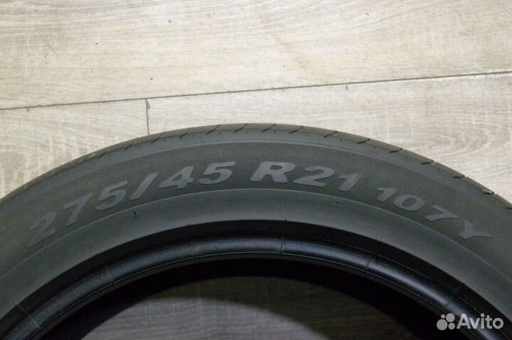 Pirelli P Zero 275/45 R21 107Y