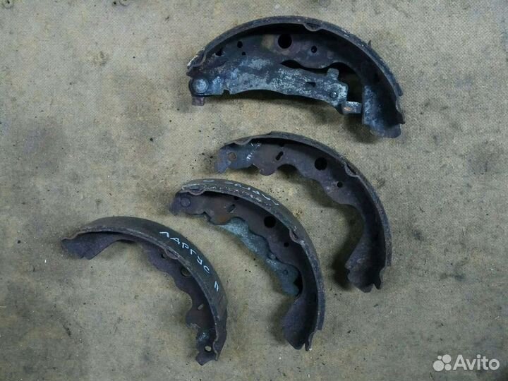 Комплект тормозных колодок Лада Ларгус